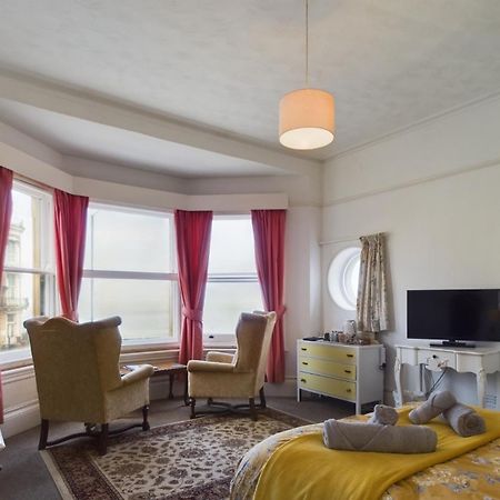 Spectacular Sea View Double, With Exclusive Bathroom & Use Of Patio And Bike Store Margate Eksteriør billede