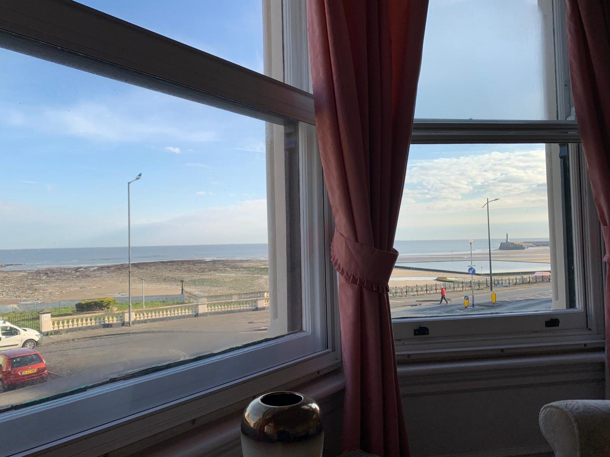 Spectacular Sea View Double, With Exclusive Bathroom & Use Of Patio And Bike Store Margate Eksteriør billede