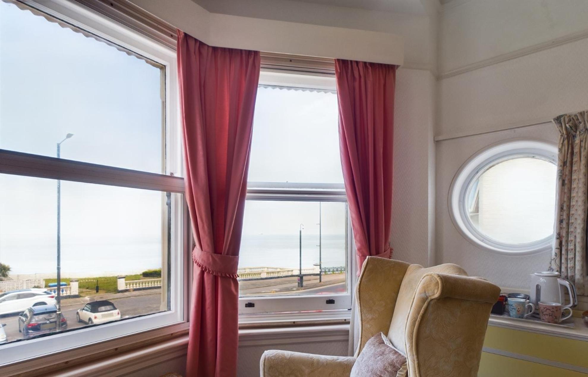 Spectacular Sea View Double, With Exclusive Bathroom & Use Of Patio And Bike Store Margate Eksteriør billede